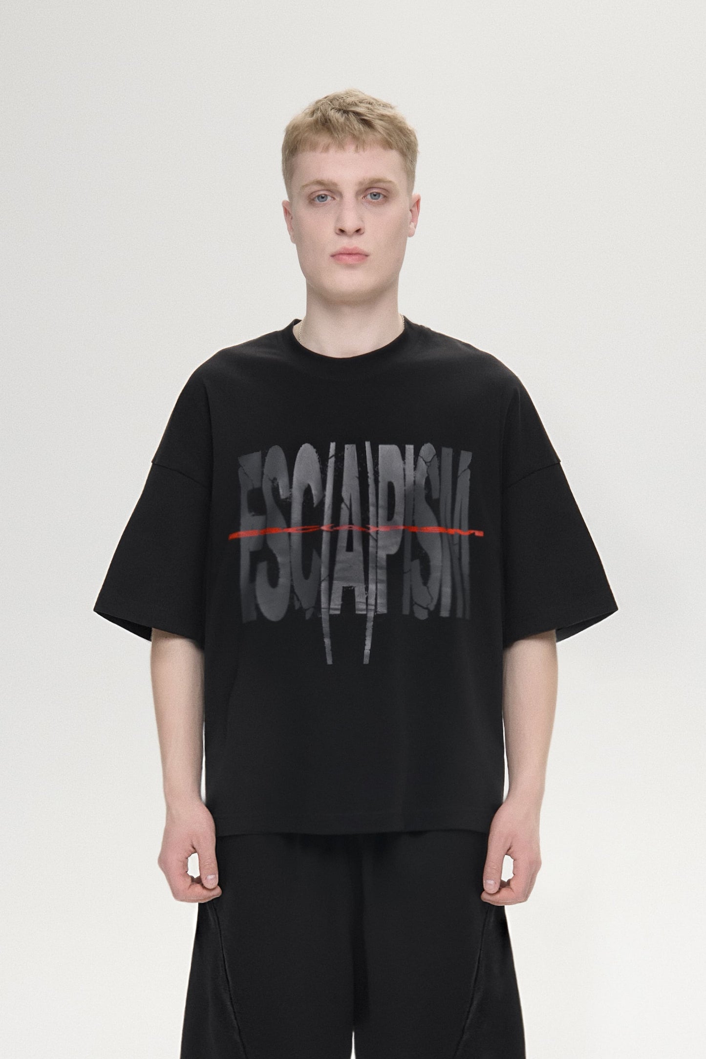 Футболка Escapism Black