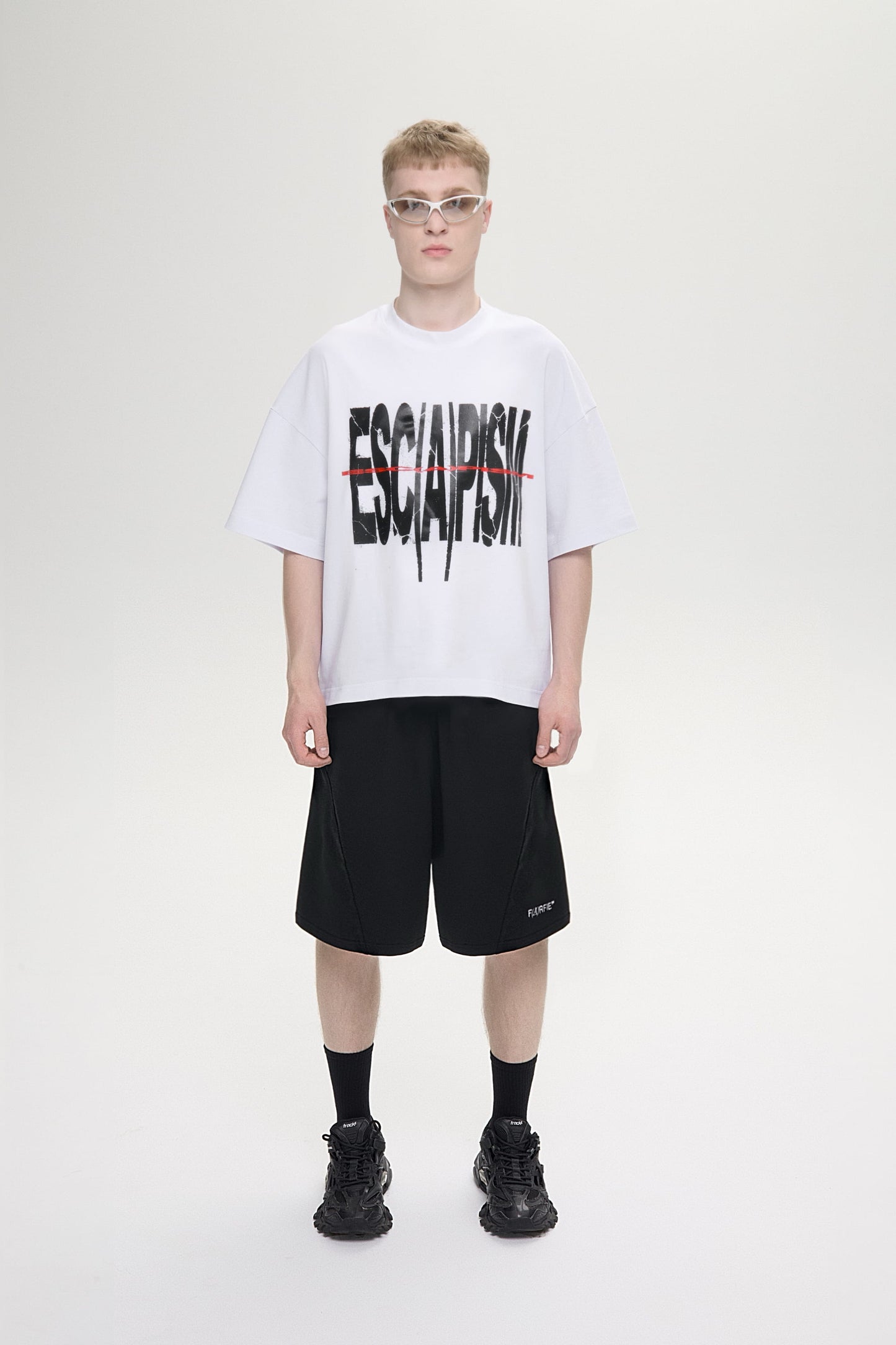 Футболка Escapism White